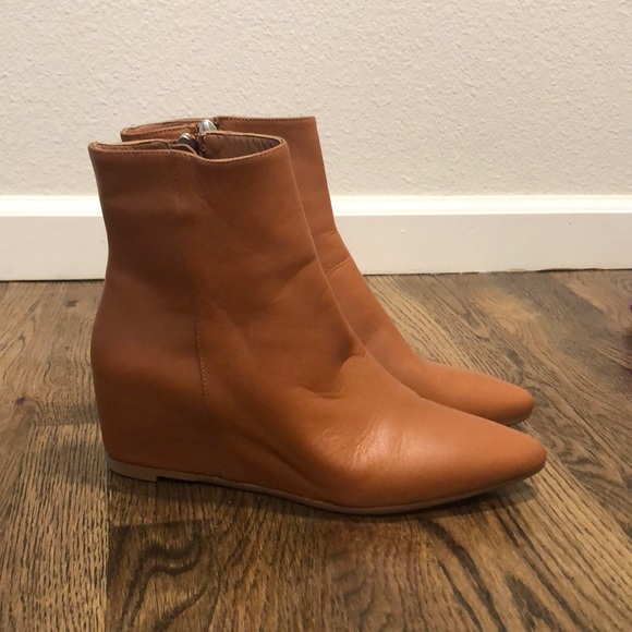 AQUATALIA Palmer women pointed ankle hidden wedge boots color tan FITS LIKE sz 9 - Picture 2 of 14